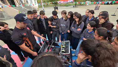 Doğu Anadolu’da dijital dönüşüm seferberliği: 10 bin çocuğa STEM ve robotik eğitimi
