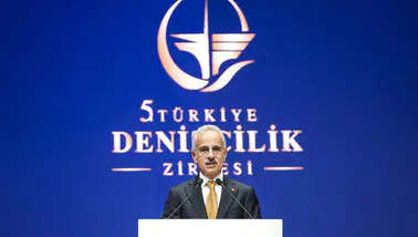Ulaştırma ve Altyapı Bakanı Uraloğlu, denizciliğin stratejik önemine dikkat çekti