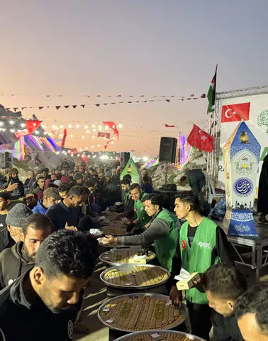 İDDEF, Gazze’de yıkıntılar arasında umut sofraları kuruyor!