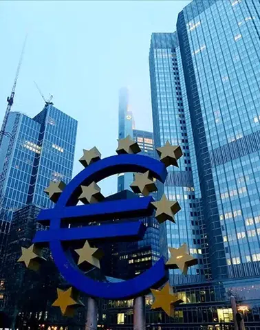 ECB Tutanakları: Gelecek Adımlar Risklere Göre Belirlenecek