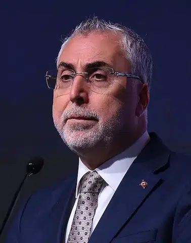 Bakan Işıkhan: İşsizlik 2012’den bu yana en düşük seviyeye indi!