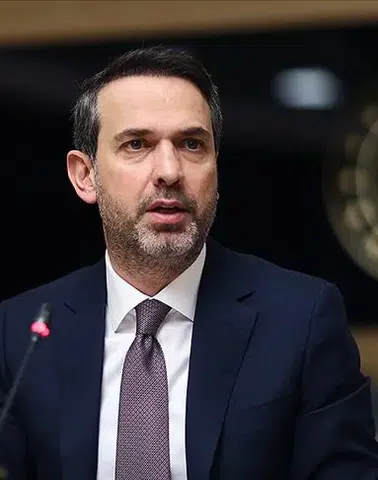 Bakan Bayraktar’dan Kritik Mesaj: 'Hürmüz Krizi Bizi Etkilemez, Türkiye Enerjide Güvende!'