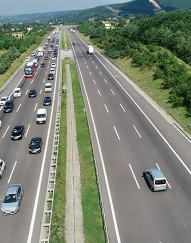 Sürücülerin dikkatine: Otoyollarda giriş ve çıkışlar kapatıldı!