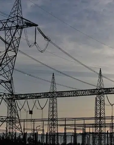 Spot elektrik piyasasında yarın için fiyatlar belirlendi!