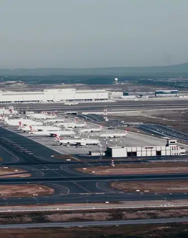 İstanbul Havalimanı'nda üçlü pist dönemi: Yakıt tasarrufu ve emisyon kazanımı!