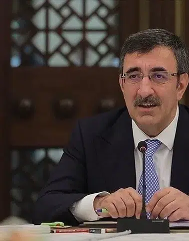 İhracatta rekorun adı kondu: Cumhuriyet tarihinde bir ilk!