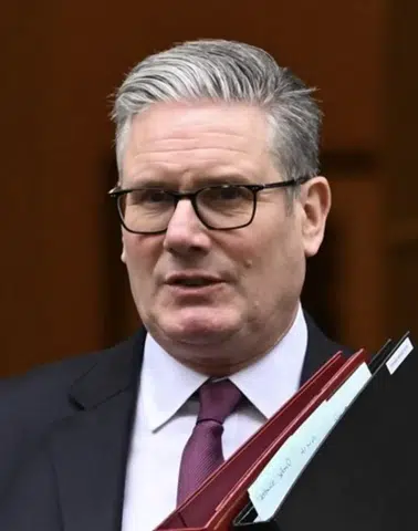 Beyaz Saray’la gerilim ve iç siyasi kriz: Keir Starmer’ı istifaya götüren süreç