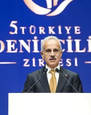 Denizcilikte tarihi rekor: Türk filosu dünyayı sallamaya devam ediyor