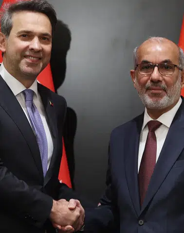 Bakan Bayraktar, Irak Petrol Bakanı Hüdeyir ile enerji işbirliğini görüştü