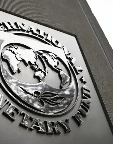 IMF, 2023 küresel ekonomik büyüme tahminini aşağı yönlü revize etti