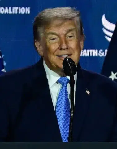 Trump’tan çok sert İspanya çıkışı: Yükümlülüklerini yerine getirmiyorlar