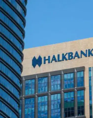 Halkbank, 280 bin kadın girişimciye 140 milyar lira finansman sağladı