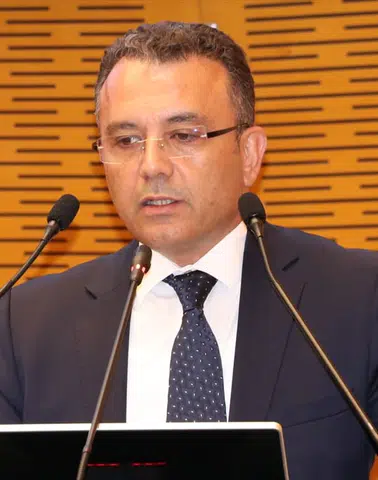 İzmir'de çevre dostu firmalara yeşil dönüşüm ödülleri verildi