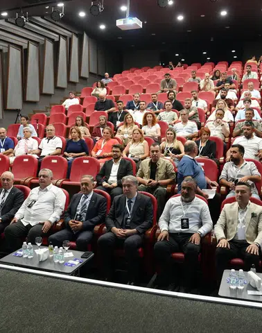 Yalova'da peyzaj ve süs bitkilerinde yeni nesil vizyon forumu 2050 düzenlendi