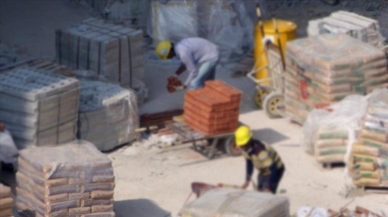 Güven endeksi aralıkta inşaat sektöründe azalırken hizmet ve perakende ticaret sektörlerinde arttı