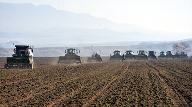 Kırıkkale'de ıslah edilen 2 bin 500 dekar alana arpa ekimi başladı
