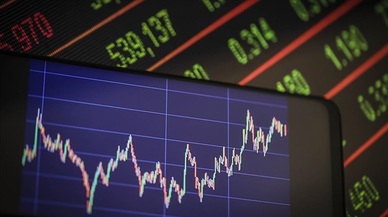 Borsalarda 2025 yılında rekorlar öne çıkarken, gümüş ve altın yatırımı servet sahibi yaptırdı