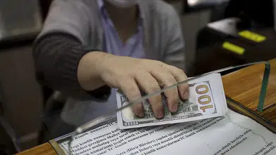 Bakanlık yetkisiz döviz alım satımına karşı sıkı denetim başlattı!