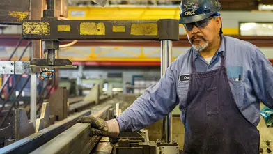 Sanayi üretimi yükseldi: imalat güçlü, enerji zayıf