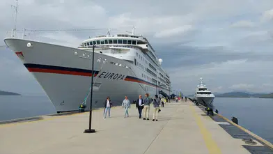 Bodrum'da Alman rüzgarı: Dev kruvaziyer Europa limana demirledi!