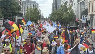 Kritik kavşakta Berlin protestoları: Hükümete karşı kitlesel başkaldırı