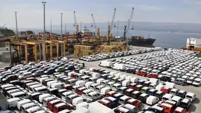 Türkiye'nin hafif ticari araç ihracatı 3,5 milyar dolara yaklaştı