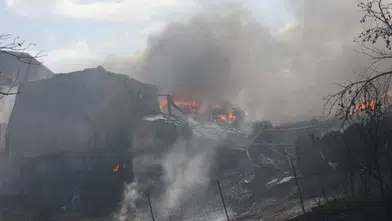 Yunanistan'da zehirli gaz alarmı! Metrelerce yükseklikteki alevlere oksijen bariyeri