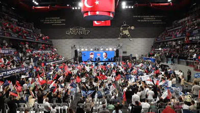 Yavuz Ağıralioğlu basınla buluştu, ardından kalabalıklara hitap etti