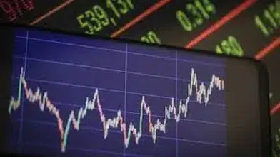 Yatırım haftasında borsa yükseldi, altın değer kaybetti