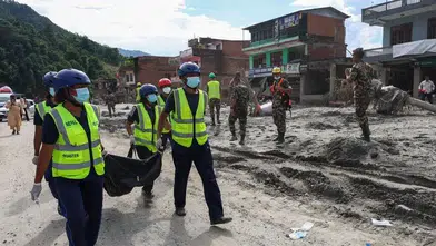 Nepal'deki selde can kaybı 987'ye yükseldi