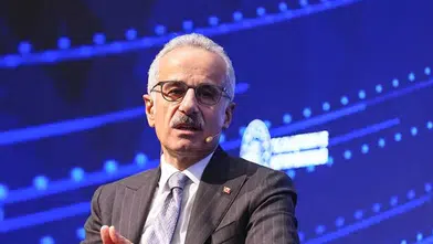 Bakan Uraloğlu: İstanbul'a 600 kilometre daha metro şart