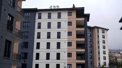 Maltepe'de yıkılan binanın hak sahiplerine yeni konutlar teslim ediliyor