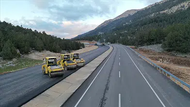 Kara yollarında bakım ve onarım çalışmaları sürüyor