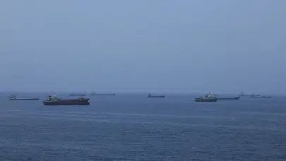 Tahran’dan Irak tankerlerine Hürmüz Boğazı’nda özel geçiş onayı