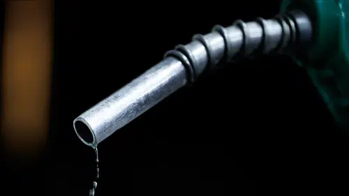 Hürmüz Boğazı’ndaki Gerilim Petrol Fiyatlarını Tetikledi!