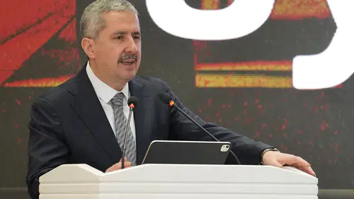 Avrupa'nın en büyük ayakkabı moda fuarı İstanbul'da açıldı!