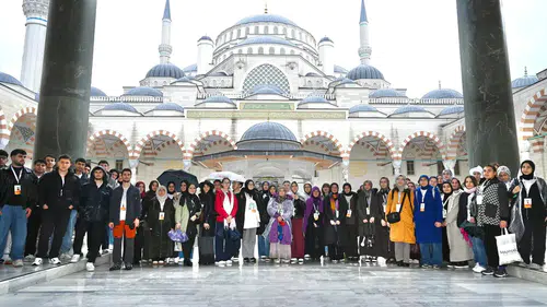 Başkan Altay’dan Gençliğe Vizyon Hamlesi: Konya’dan İstanbul’a Tarih Köprüsü!