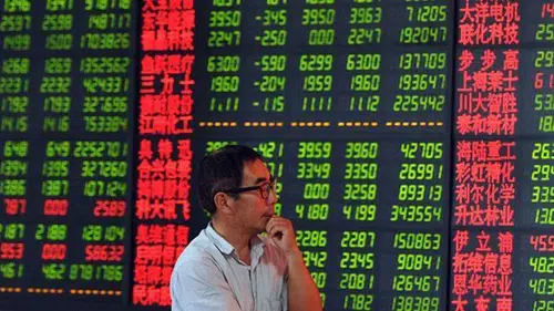 Asya piyasalarında teknoloji hisseleri rüzgarı: Endeksler jeopolitik risklerin gölgesinde yükseldi!