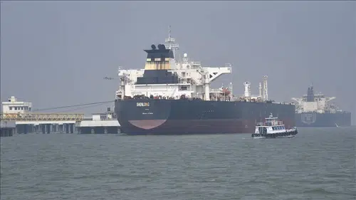 Dünya Ekonomisinin Şah Damarı Kesildi: Hürmüz’de Gemi Trafiği Durma Noktasında!