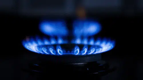 Enerji koridorunda abluka krizi: Petrol ve gaz fiyatları rekora koşuyor!