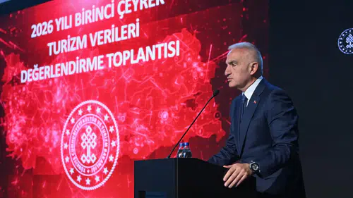 Küresel belirsizliklere rağmen Türkiye turizmde istikrarını tescilledi: İlk çeyrekte gelir ve ziyaretçi rekoru!