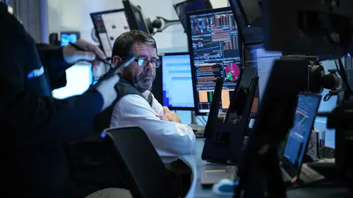 Hürmüz Boğazı'nda kritik bekleyiş: Petrol ve altın ateşkesin gölgesinde!