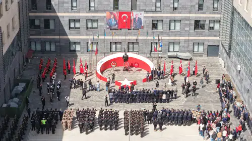 Kırmızı Şeritli Madalya 101 Yaşında: Kahraman Şehirde Tarihi Tören Düzenlendi!