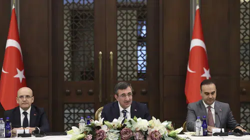 Türkiye’nin yeni ekonomi rotası: Yatırımcıya VIP dönem ve vergi reformu paketi!