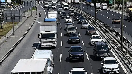Direksiyon başındakiler dikkat: O yollarda trafik akışı tamamen değişti!
