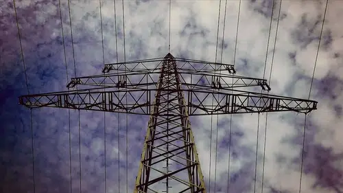 Spot elektrik piyasasında yarın için fiyatlar belirlendi: İşlem hacminde büyük artış!