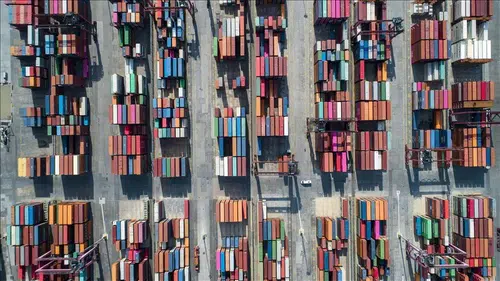 Dış ticaret açığı hız kesti: İhracatın ithalatı karşılama oranında büyük yükseliş