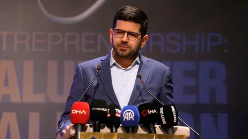 Ahmet Burak Dağlıoğlu: 'Girişimcilik, iş dünyasının gerçeğinden kopmadan değer üretmektir'