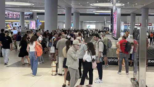 İstanbul Havalimanı’nda 289 bin yolcu alarmı