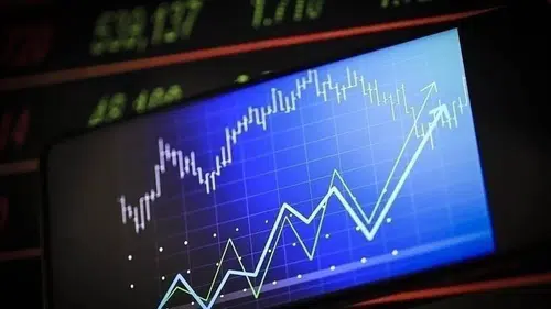 Nisanda en fazla aylık reel getiri BIST 100 endeksinde oldu!